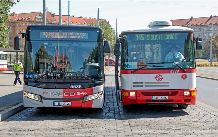 Tunelbus